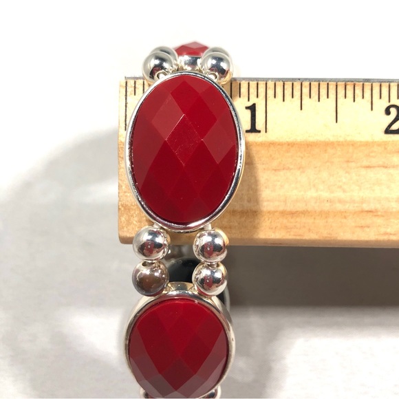 BRACELET & EARRING SET - Black beads on one side and red beads on the other! - Picture 8 of 8